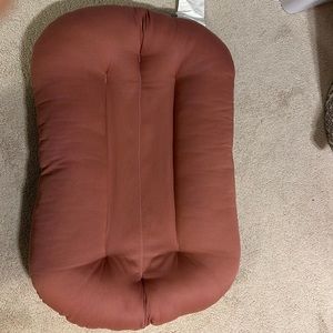 Snuggle me organic with free cover